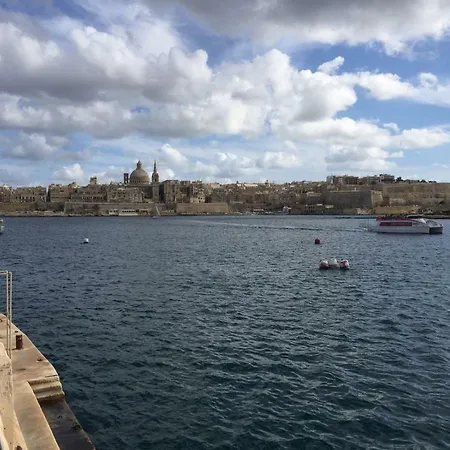 Valletta View-shopping Appartement *